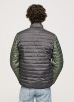 ⁦גברים 4N8XB837 Pepe Jeans שטוף שחור מעיל פוך מרופד⁩ – תמונה ⁦4⁩