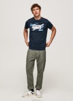 ⁦גברים 4N8XB956 Pepe Jeans dulwich חולצת כותנה בהדפס דגלים⁩ – תמונה ⁦2⁩