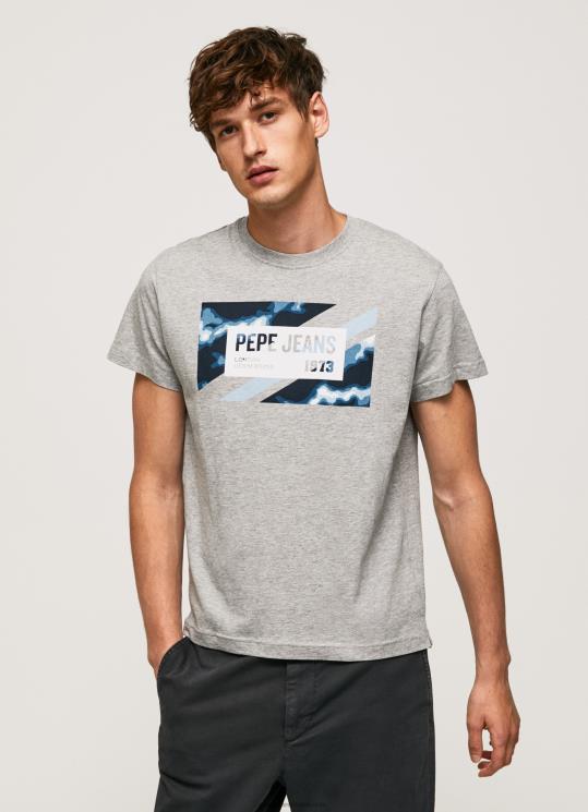 d792d791d7a8d799d79d_4n8xb957_pepe_jeans_d797d795d795d790d7a8_d790d7a4d795d7a8_d797d795d79cd7a6d7aa_d79bd795d7aad7a0d794_d791d79.jpg גברים 4N8XB957 Pepe Jeans חוואר אפור חולצת כותנה בהדפס דגלים – תמונה 1