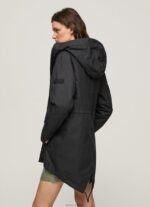 ⁦נשים 4N8XB139 Pepe Jeans שָׁחוֹר פארקה עם ז'קט פנימי⁩ – תמונה ⁦5⁩