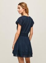 ⁦נשים 4N8XB220 Pepe Jeans dulwich שמלת כותנה רקומה משוררת⁩ – תמונה ⁦4⁩