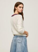 ⁦נשים 4N8XB228 Pepe Jeans לבן ג'רסי קרפ עם צווארון V⁩ – תמונה ⁦4⁩