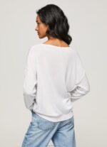 ⁦נשים 4N8XB240 Pepe Jeans לבן ג'רסי בגזרה רגועה בקו צוואר V⁩ – תמונה ⁦4⁩