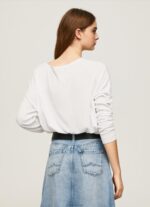 ⁦נשים 4N8XB256 Pepe Jeans לבן חולצה עם צווארון סירה בכושר נינוח⁩ – תמונה ⁦4⁩