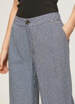 ⁦נשים 4N8XB307 Pepe Jeans רַב מכנסיים מודפסים עם לוגו בכל רחבי⁩ – תמונה ⁦3⁩