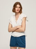 ⁦נשים 4N8XB342 Pepe Jeans מוּס חולצת כותנה עם פרטים פתוחים⁩ – תמונה ⁦3⁩