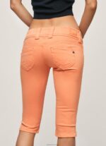 ⁦נשים 4N8XB528 Pepe Jeans אפרסק מכנסי ג'ינס קצרים בגזרה קצוצה⁩ – תמונה ⁦5⁩