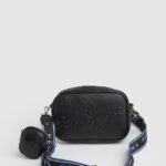 נשים 4N8XB713 Pepe Jeans שָׁחוֹר תיק crossbody מקסי עם לוגו מובלט